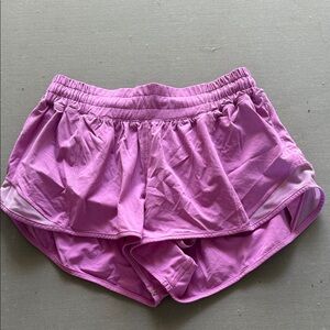 Lululemon Hottie Hots Low Rise 2.5 inch
